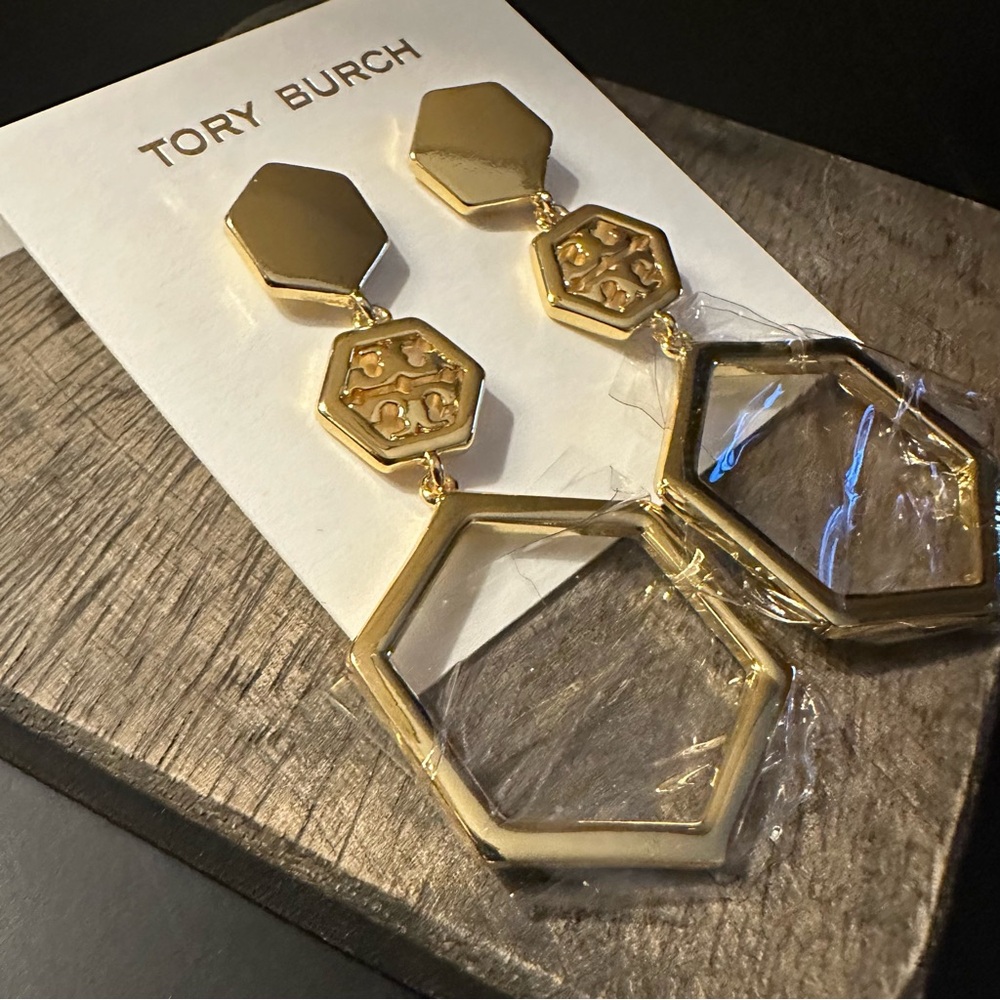 New Tory Burch Hex Logo Statement Drop Dangle Ear… - image 3